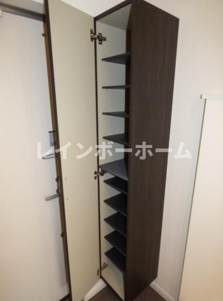 AJ六町の玄関