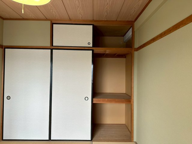 田口ビルの収納