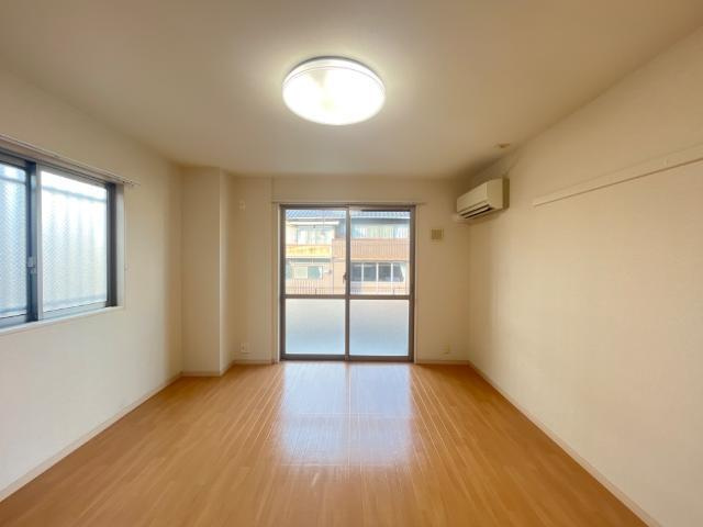【居間・リビング】 | 下河原通４丁目新築マンション