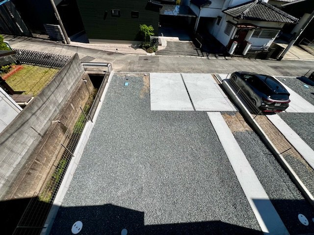 久留米市江戸屋敷１丁目1期2号棟の駐車場