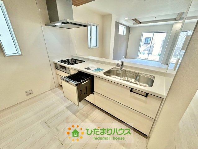 久喜市栗原４丁目　新築一戸建て　02のキッチン