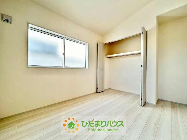 久喜市栗原４丁目　新築一戸建て　02の収納|各部屋に1つ収納はあります！