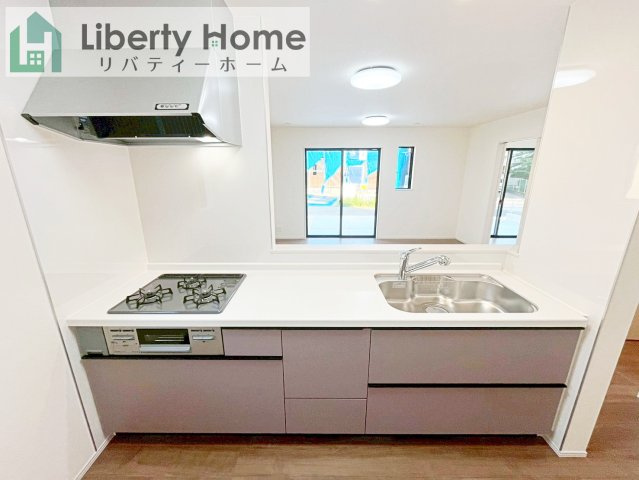 つくばみらい市伊奈東　新築戸建　B号棟のキッチン