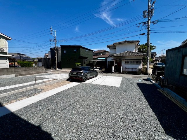 久留米市江戸屋敷１丁目1期1号棟の駐車場|駐車場広々