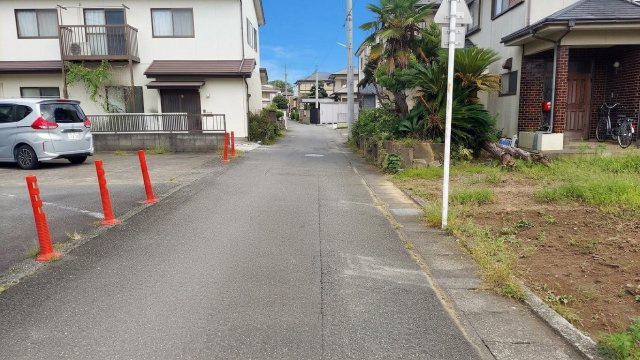 【前面道路含む現地写真】の画像