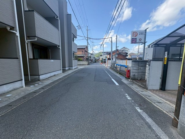 音羽千本町の前面道路含む現地写真