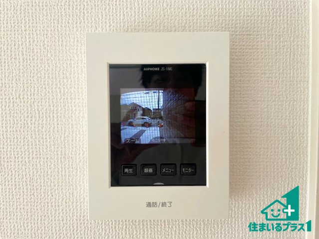★大津市本堅田　限定1邸の防犯設備|カラーモニターインターホン！声だけでなく来訪者の姿や顔がモニターで確認できるので、小さなお子様がいらっしゃるご家庭でも安心できます！