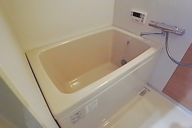 ショコラの浴室|コンパクトで使いやすいお風呂です