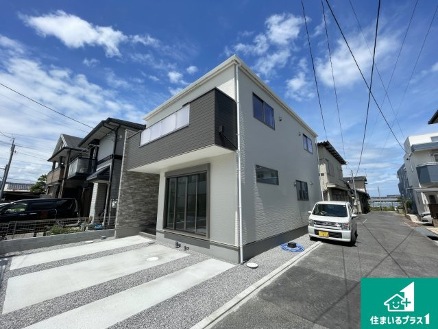 大津市本堅田　第1期　新築一戸建ての外観|流行に左右されないシンプルな外観！