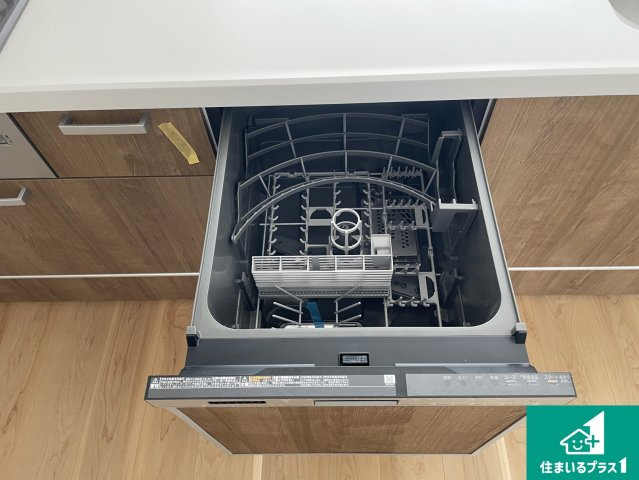 大津市本堅田　第1期　新築一戸建ての設備|食事後の一仕事、食器洗いをボタン一つでお任せできちゃいます！