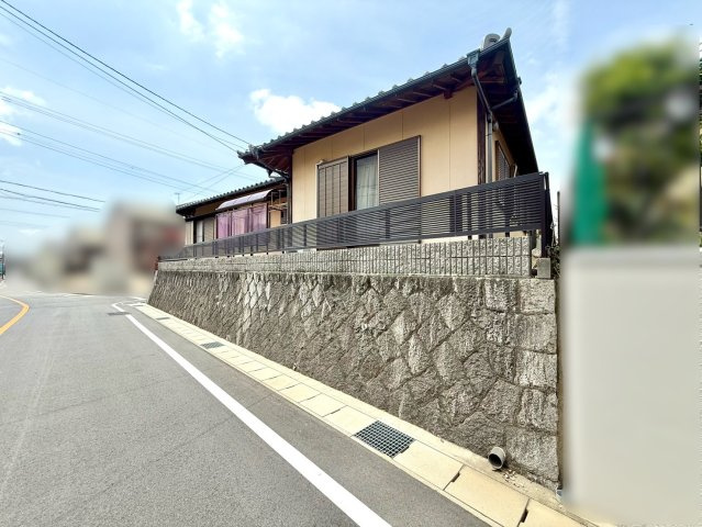 岡崎市竜美東三丁目土地の外観