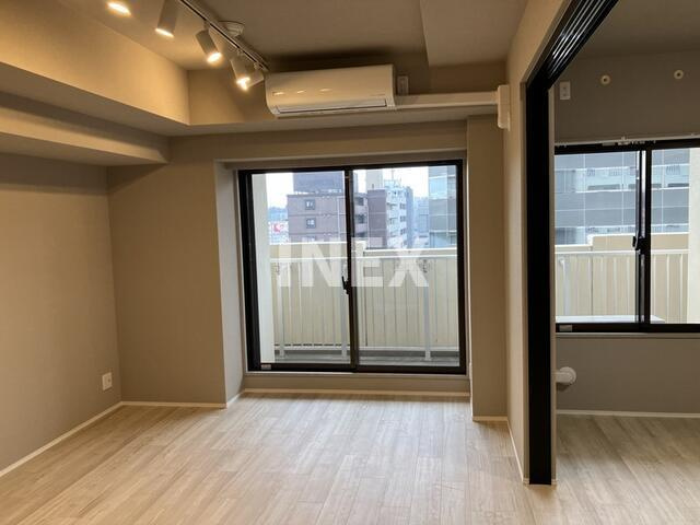 横浜市西区平沼１丁目の賃貸マンションの居間・リビング