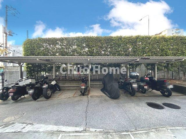 ルネプライディアの駐車場|【バイク置場】最新の空き状況や費用などの詳細は担当スタッフまでお問い合わせください。