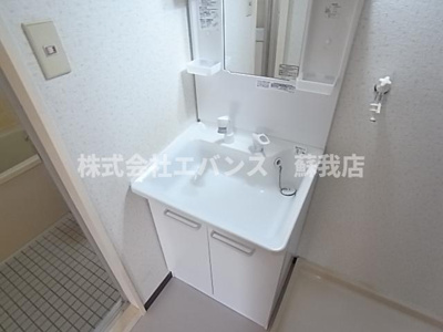 【洗面所】 | 日栄ビル | ゆったりとスペースのある洗面所
