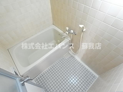 【浴室】 | 日栄ビル | 日々の暮らしに欠かせないお風呂です