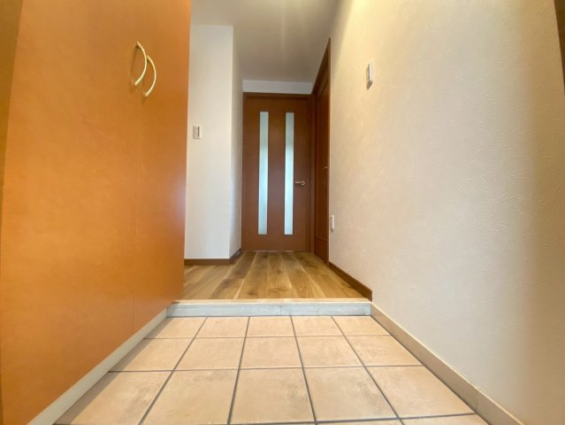 希来里　23階の玄関