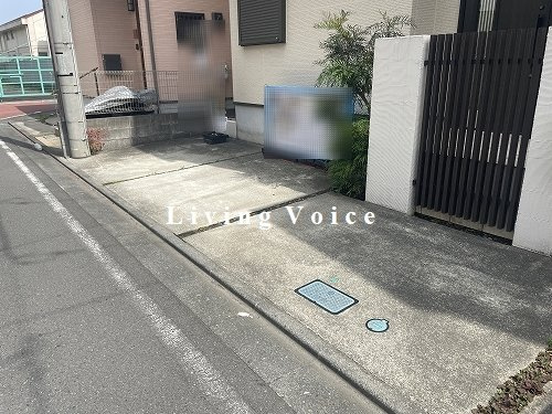 【仲介手数料０円】座間市相武台3丁目　中古一戸建ての駐車場|座間市相武台3丁目　中古一戸建て