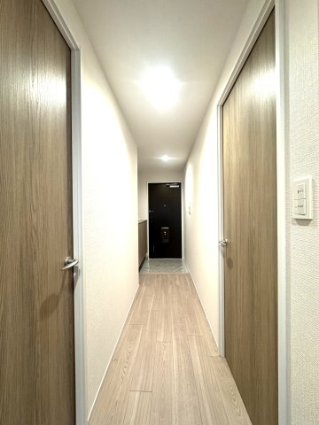 コスモ西宮のその他|廊下