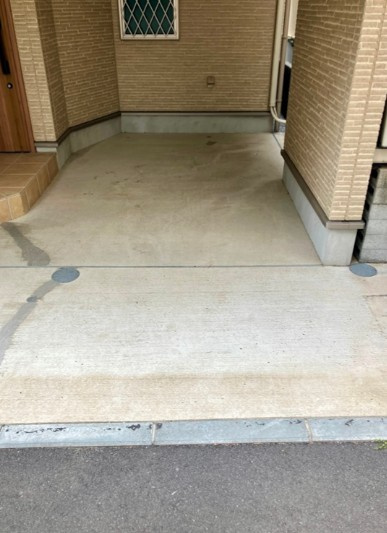 白山戸建の駐車場
