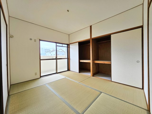 大正ビルの和室