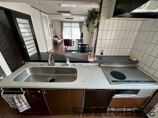 【キッチン】 | 内中原町中古戸建 | キッチンでお料理をお楽しみください