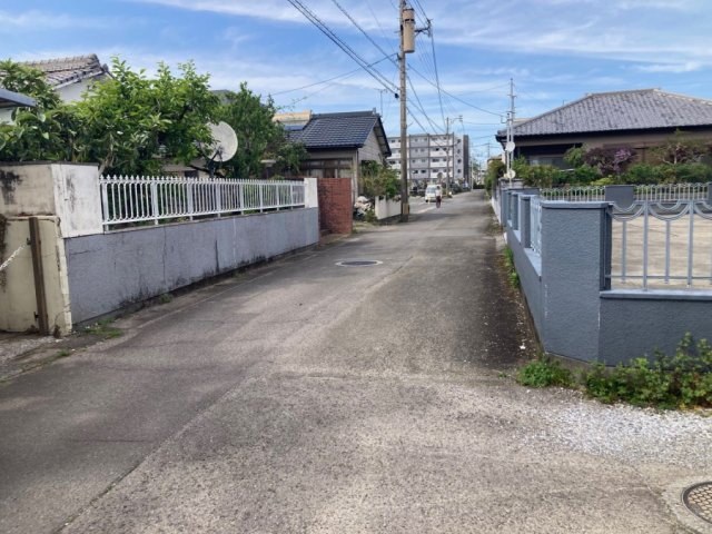 前原町の前面道路含む現地写真