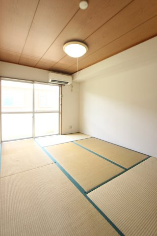 グリーン大泉２の和室