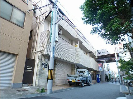 ハイツパーソンの外観|落ち着いた雰囲気の外観です
