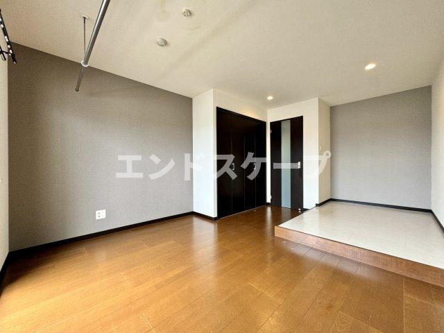 カーサアネーロの居間・リビング|高崎、前橋、伊勢崎エリアのお部屋探しはエンドスケープまで！お客様の理想お聞かせ下さい♪