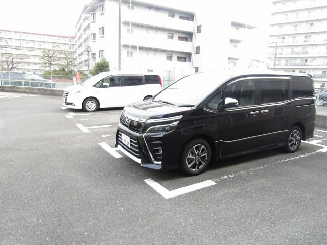 グランドメゾンの周辺