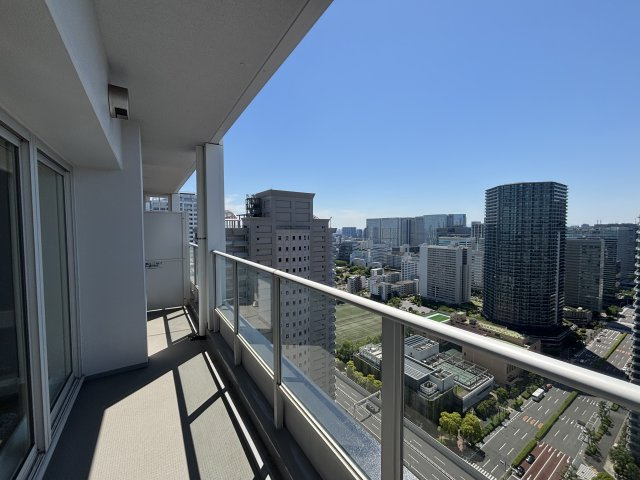 【バルコニー】