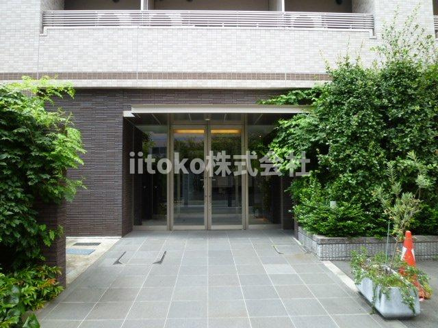 ザ・パークハビオ蔵前のエントランス