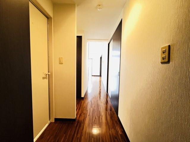 ハイランド福の玄関
