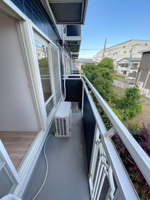 【バルコニー】 | コーポ大ヶ谷戸 | 同物件、他のお部屋の写真です。