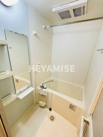 エバーグリーンの浴室|※同物件反転タイプの写真でございます※現況を優先します※