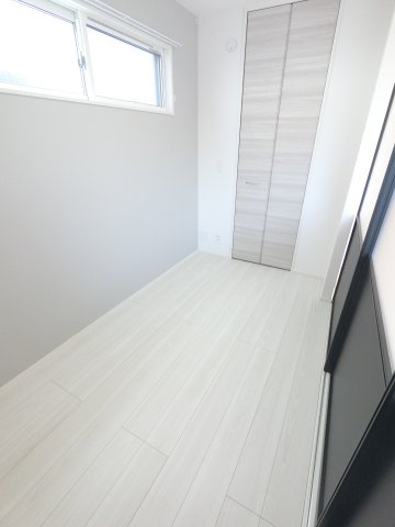 D-SOLACE祐光　Aの洋室