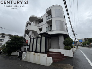 グランヴィラージュ逆瀬川の外観