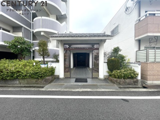 マンションあぜりあの外観