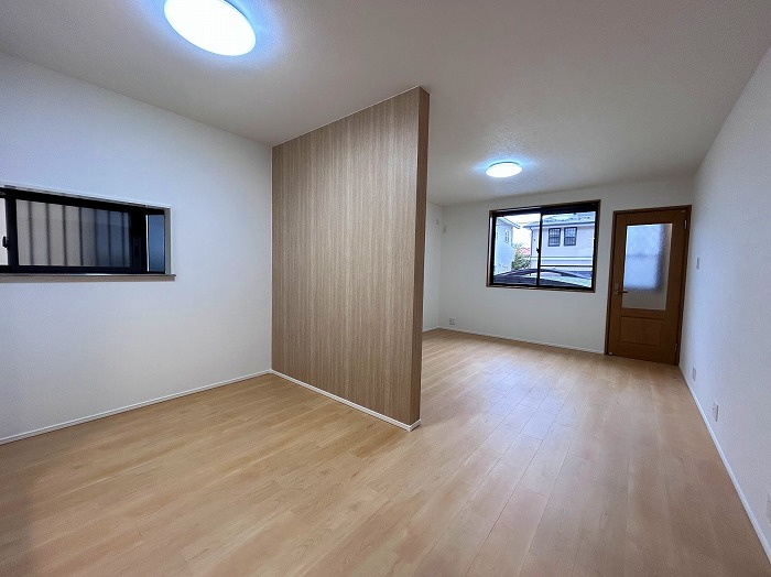 大津市池の里　中古戸建の居間・リビング