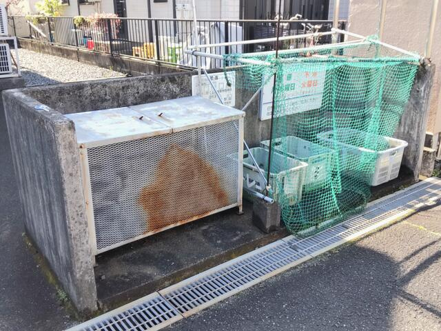 ごみ集積場
