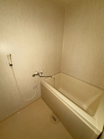 【浴室】