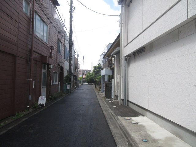 川崎市中原区上新城１丁目の店舗事務所の周辺