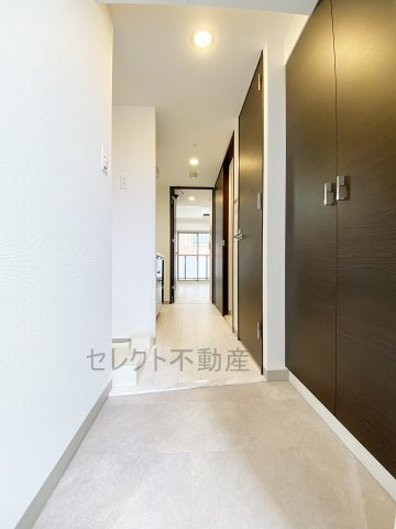エステムコート名古屋ステーションクロスの玄関