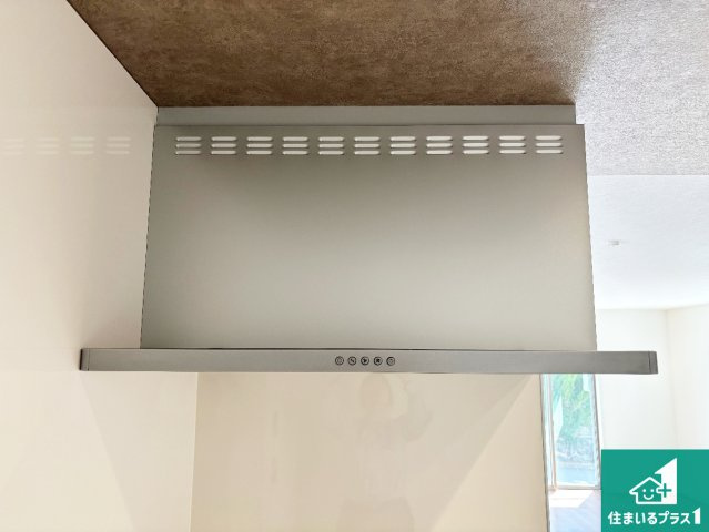 枚方市香里園桜木町　第2期　新築一戸建ての設備|汚れにくいスロットフィルタでお手入れラクラク！ＬＥＤ照明付き！