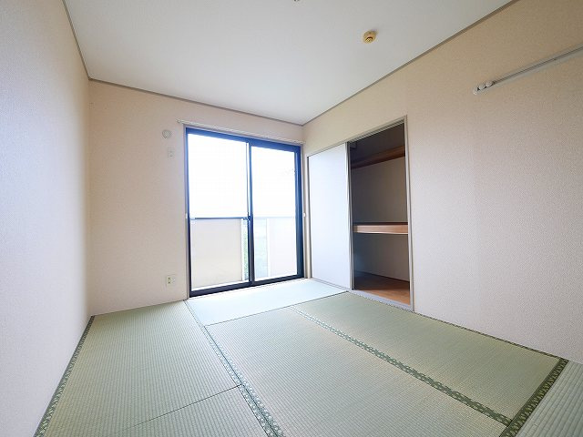 グランプロスペールの和室|ゆったりとくつろげる和室です