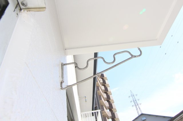 エステートピア日吉のバルコニー|別部屋の参考写真です。