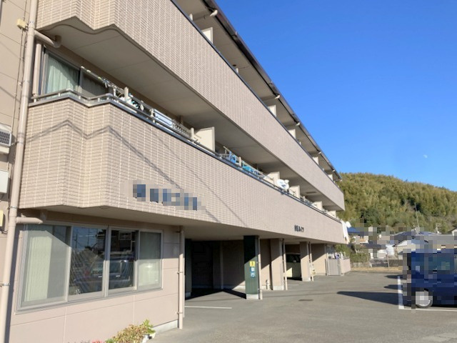 山陽ハイツのエントランス|ゆとりのあるエントランスです