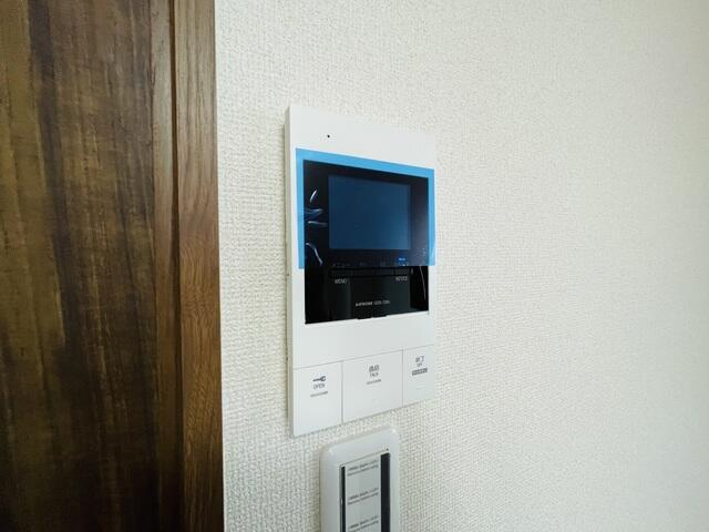 ブローテ三ノ輪の設備|モニタ付きインターホンです