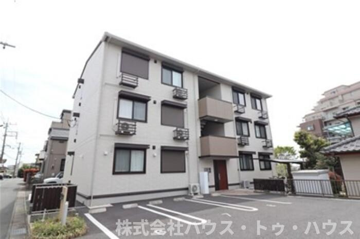 メゾン・ド・シャルマンの外観