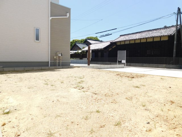 津島市宇治町字茶ノ里の新築一戸建の庭|◇庭◇　　南面に広い庭付き！　陽当り良好♪